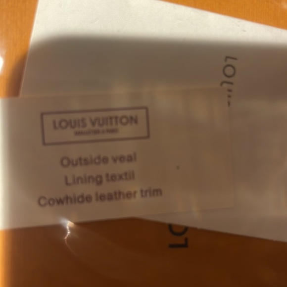 COPY - LV small bag. - Picture 13 of 15